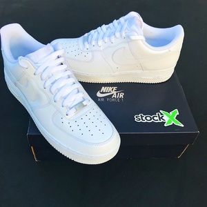 Triple White Air Force 1 ‘07